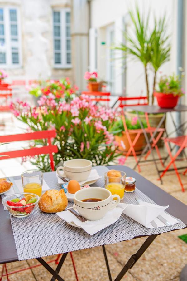 Hotel Du Port Saint-Martin-de-Re ภายนอก รูปภาพ
