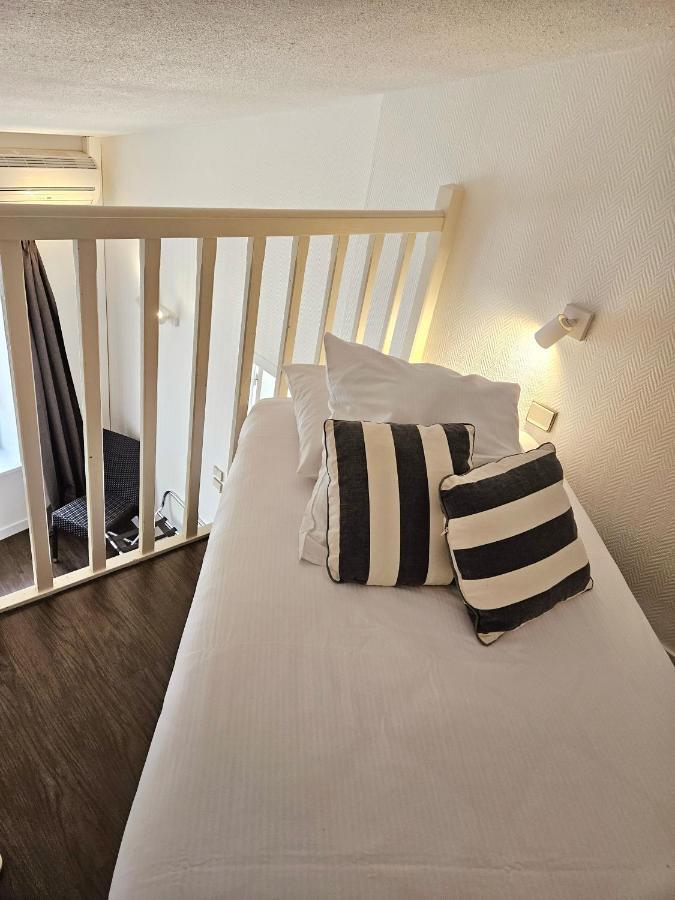 Hotel Du Port Saint-Martin-de-Re ภายนอก รูปภาพ
