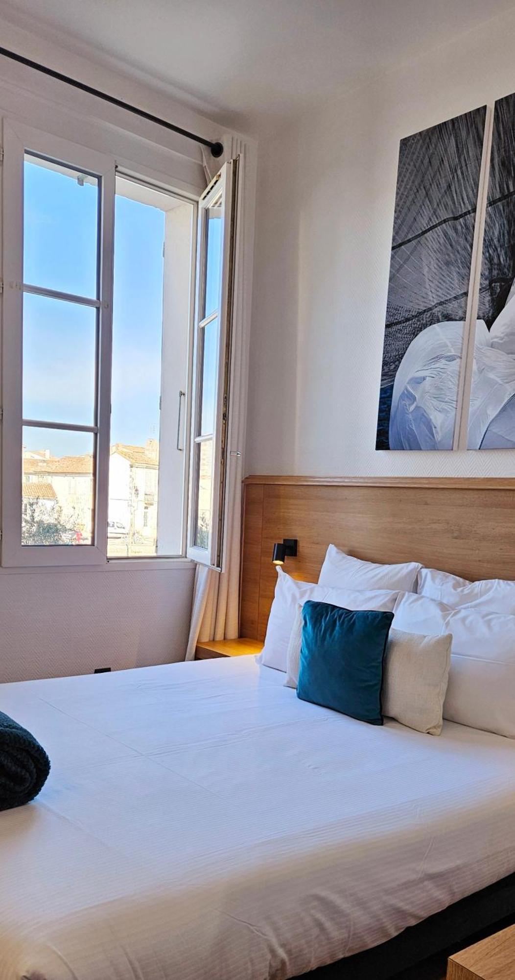 Hotel Du Port Saint-Martin-de-Re ภายนอก รูปภาพ