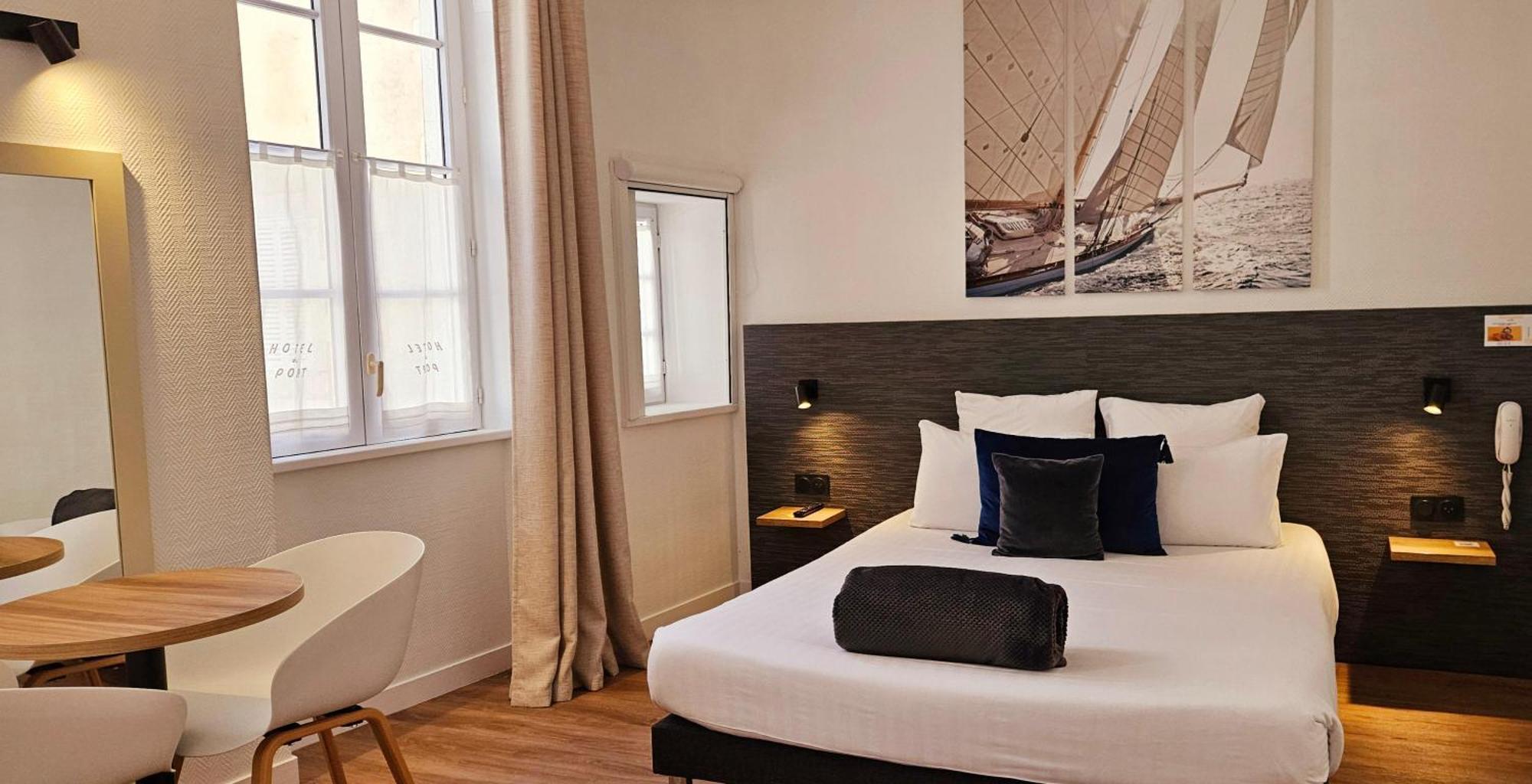 Hotel Du Port Saint-Martin-de-Re ภายนอก รูปภาพ