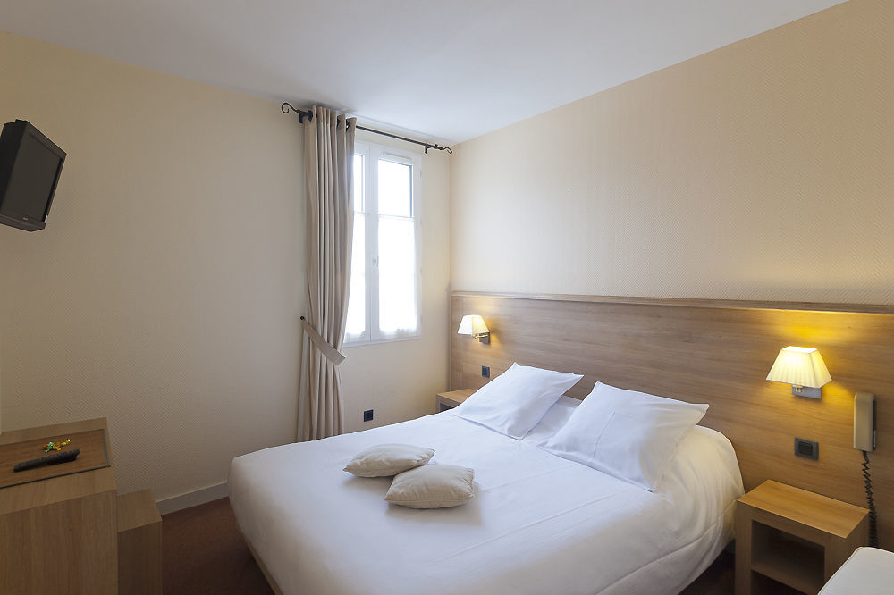 Hotel Du Port Saint-Martin-de-Re ภายนอก รูปภาพ