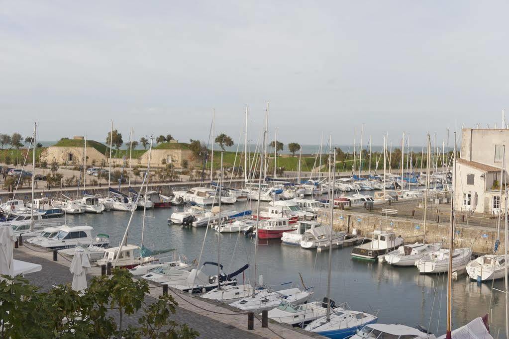 Hotel Du Port Saint-Martin-de-Re ภายนอก รูปภาพ